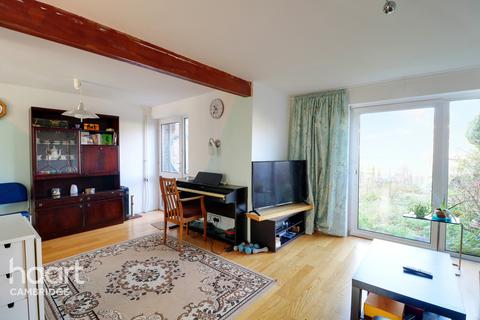 45 Cratherne Way, Cambridge, CB4 2LZ