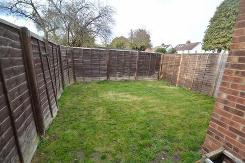 2d Spencer Road, Slough, SL3 8RS