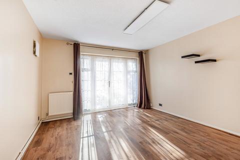 13 Nevada Close, New Malden, KT3 3QY
