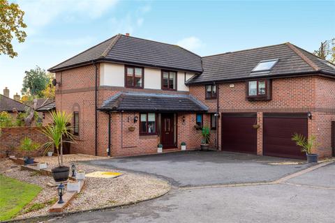14 Westwates Close, Bracknell, RG12 2ED