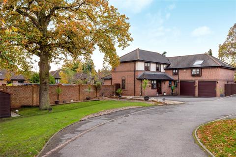 14 Westwates Close, Bracknell, RG12 2ED