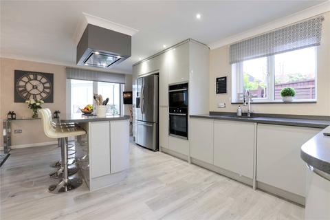 14 Westwates Close, Bracknell, RG12 2ED