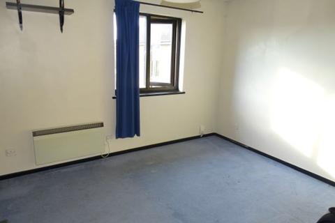81 Deerhurst Close, Feltham, TW13 7HT