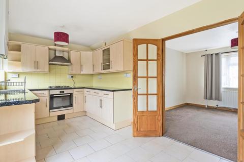 122 Frobisher Drive, Swindon, SN3 3HF