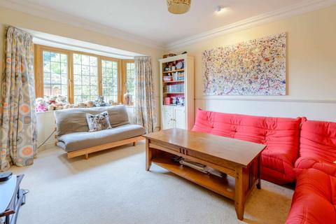 Bracken House Parsons Lane, Hindhead, GU26 6NP