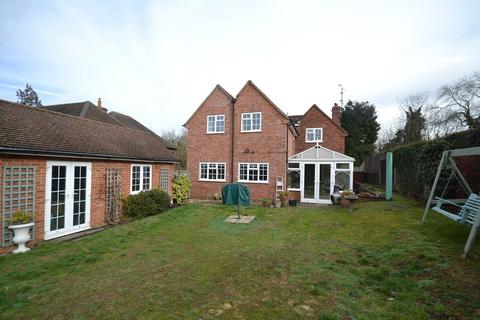 48 Highdown Hill Road, Emmer Green, Reading, RG4 8QP