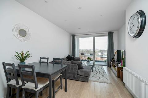1 bedroom apartment to rent, Atkins Square, Hackney