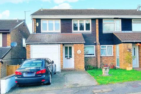 8 Charlesworth Close, Hemel Hempstead, HP3 9EW