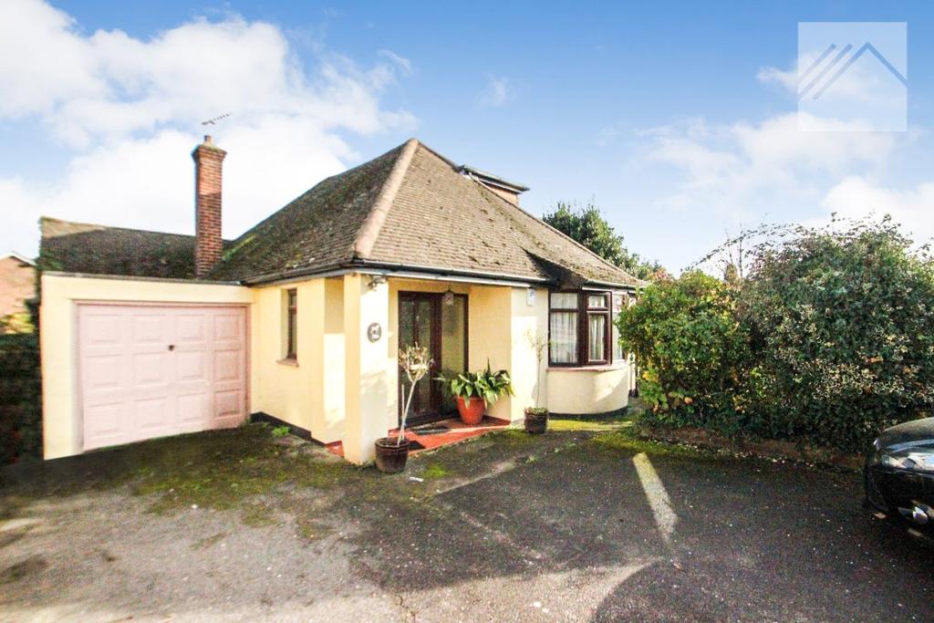 Louvaine Avenue, Wickford 3 bed bungalow £475,000