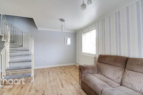 1 Broadlands, Badgers Dene, Grays, RM17 5HZ