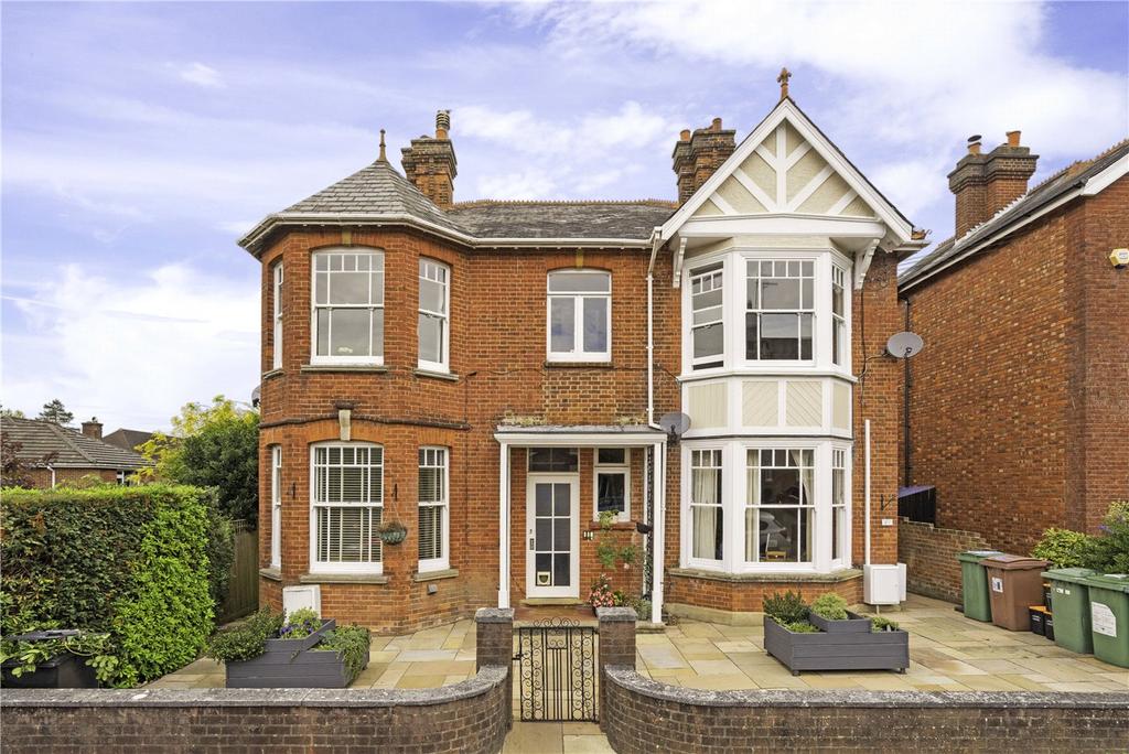 Oakdale Road, Tunbridge Wells, Kent, TN4 4 bed apartment for sale £