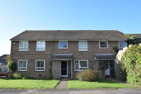 8 Stephenson Drive, Windsor, SL4 5LG