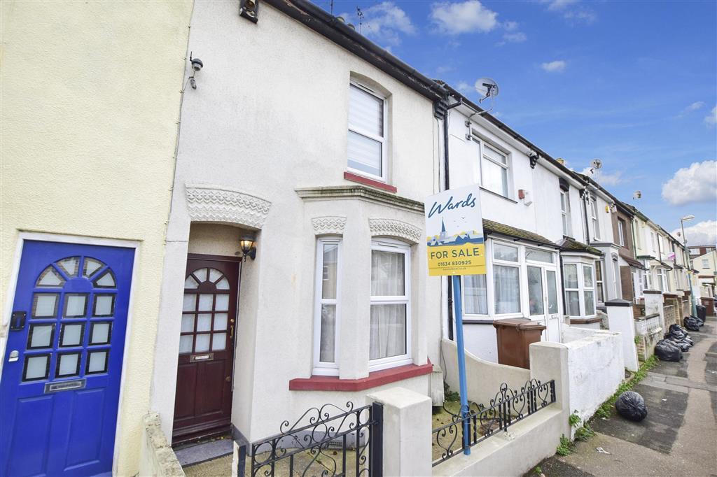 Longfellow Road, Gillingham, Kent 3 bed terraced house £190,000