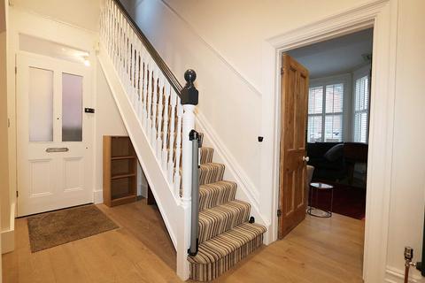 7 Thames Avenue, Pangbourne, Reading, RG8 7BU