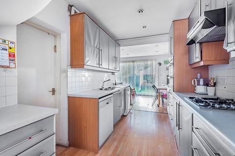 71 Highview Avenue, Edgware, HA8 9TY