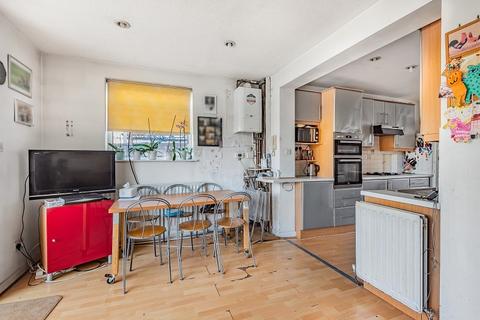 71 Highview Avenue, Edgware, HA8 9TY