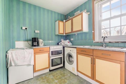 6 Pond Close, London, SE3 0SH