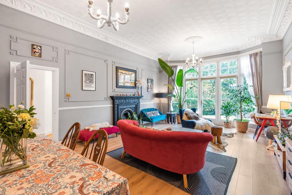 Susan Wood, Chislehurst 2 bed flat £525,000
