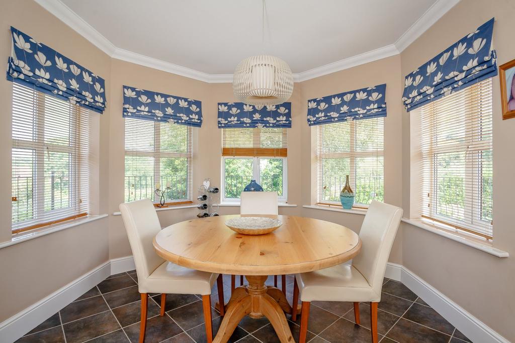 Breakfast Room