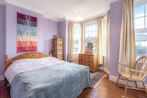 110 Gloucester Road, Kingston Upon Thames, KT1 3QN