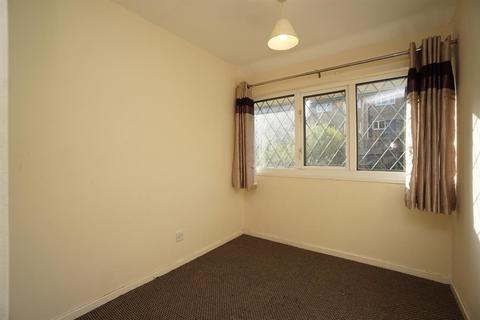 24 Fraser Drive, Sheffield, S8 0JG
