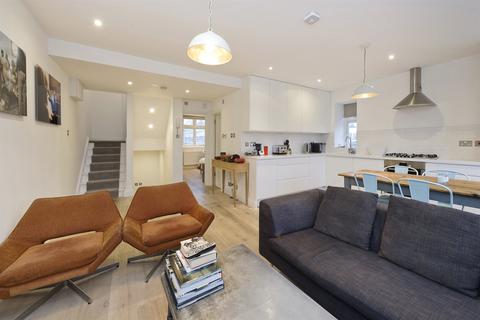 3 bedroom flat to rent, St Lawrence Terrace, London, W10