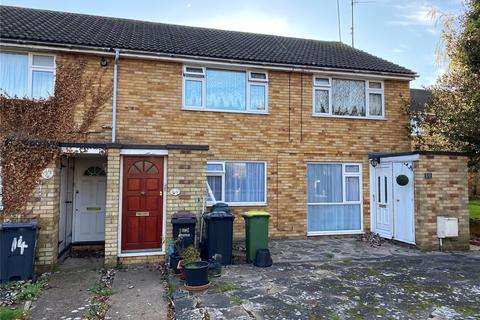 12 Barrymore Walk, Rayleigh, SS6 8YF