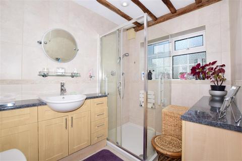 7 Upper Road, Wallington, SM6 8JY