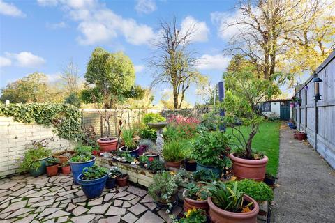 7 Upper Road, Wallington, SM6 8JY