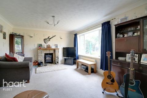 5 Moore Road, Church Crookham, Fleet, GU52 6JB