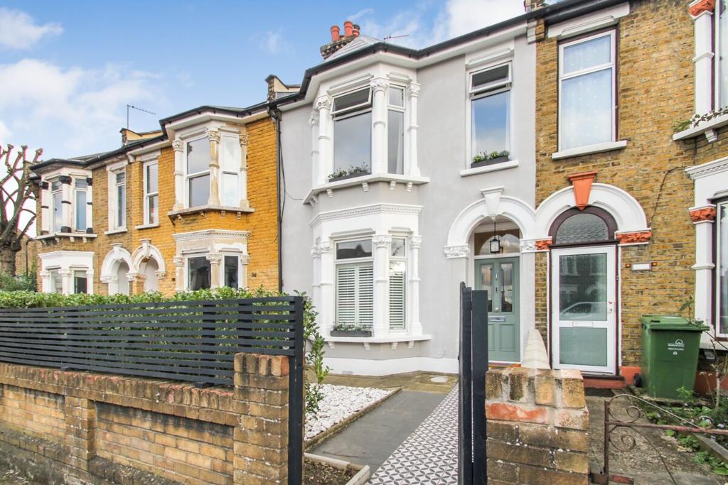 Grove Green Road, Leytonstone, London, E11 4 bed terraced house - £800,000