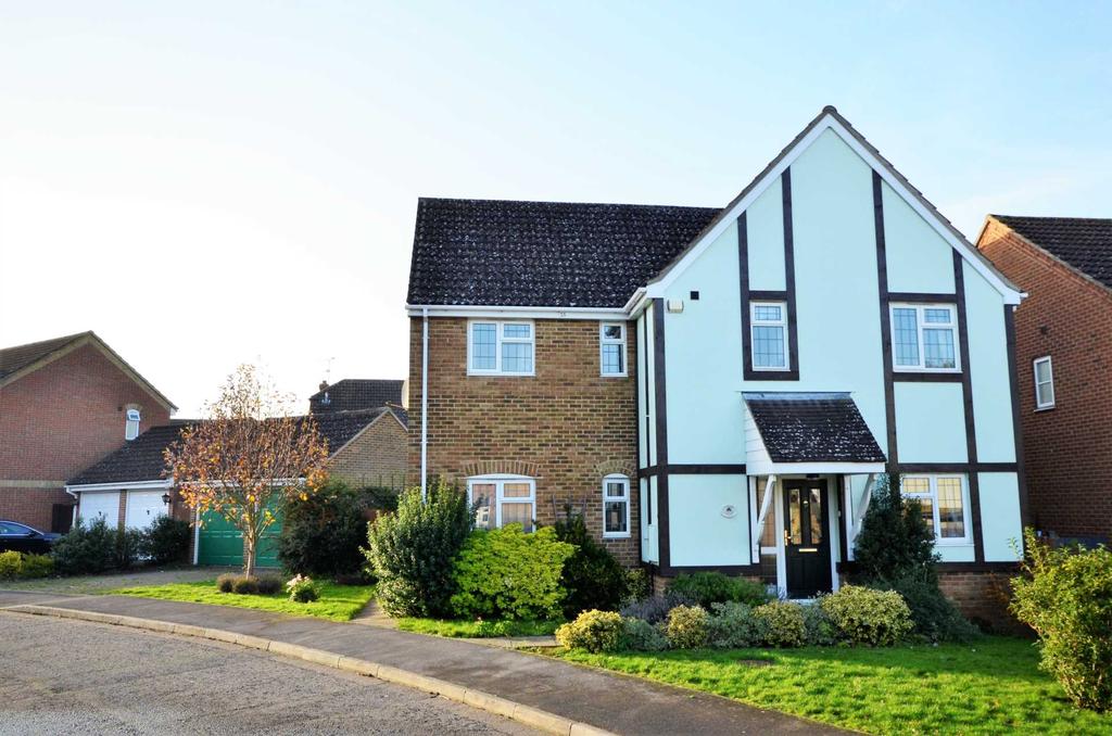 Lampern Crescent, Billericay 4 bed detached house £725,000