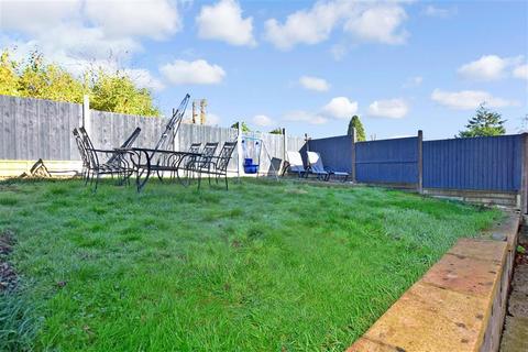 33 Bedingfield Way, Lyminge, Folkestone, CT18 8JH
