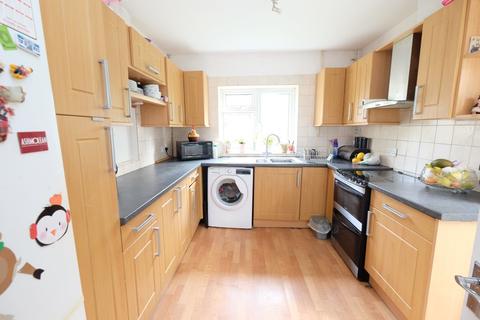 10 Horsecroft Close, Orpington, BR6 0RA