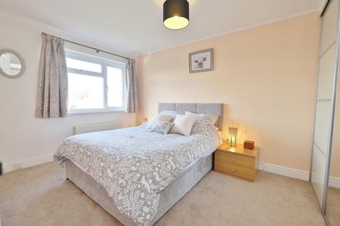 37 Haydens Close, Orpington, BR5 4JE