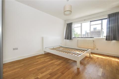 undefined, Streatham Hill, London, SW2