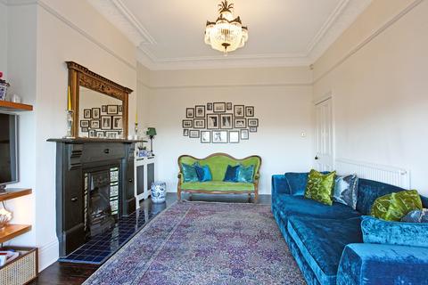 112 Manygates Lane, Wakefield, WF2 7DP