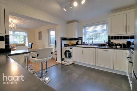 13 Alexandra Road, Weeley, Clacton-on-sea, CO16 9HS
