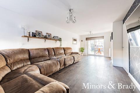 1 Alexander Way, Dereham, NR19 2SW