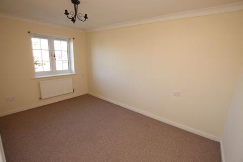 3 Buckingham Grove, Scartho Top, Grimsby, DN33 3RR