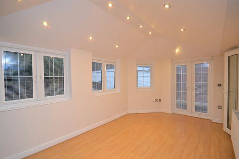 3 Abbeydale Grove, Leeds, LS5 3RE