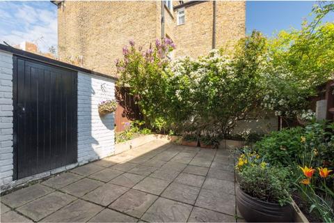 14 Aldensley Road, London, W6 0DH