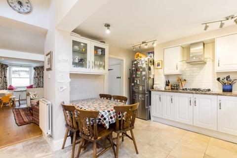14 Aldensley Road, London, W6 0DH