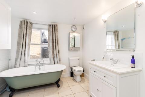 14 Aldensley Road, London, W6 0DH