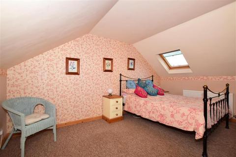 14 Cumberland Avenue, Broadstairs, CT10 1HU