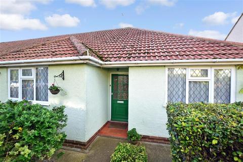 14 Cumberland Avenue, Broadstairs, CT10 1HU