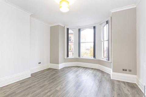 2 bedroom apartment to rent, Wenlock Terrace, York, YO10