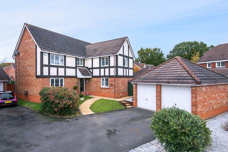 Elm Road, Walmley, Sutton Coldfield... 5 bed house £680,000