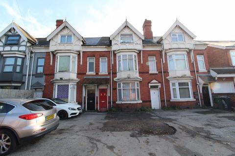 35 Bescot Road, Walsall, WS2 9AD