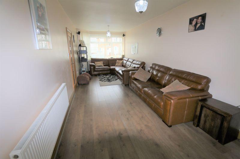Coleraine Road, Great Barr, Birmingham 3 bed semidetached house £220,000